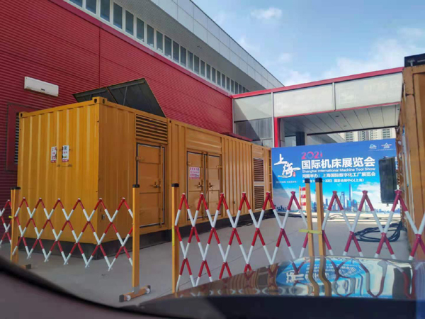 仪征发电车出租-发电机无电压或电压太低怎么办？